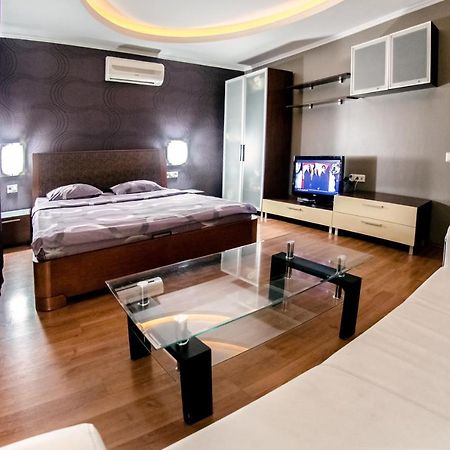 Hotrent Pechersk Lesy 20/22 Kiew Exterior foto